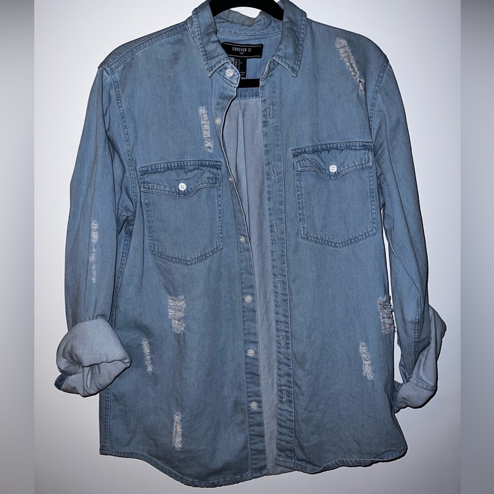 Men’s Forever 21 Jean distressed button down shirt - Size Small